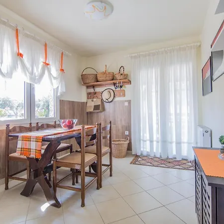 Holiday home Oikia Mpaki *