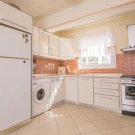 Oikia Mpaki Holiday home